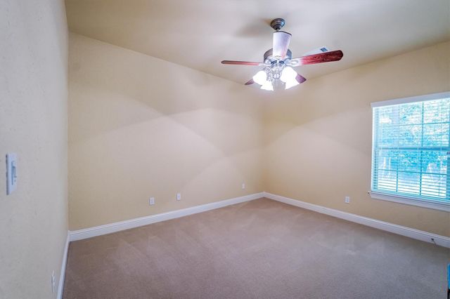 903 Inwood Drive, Huntsville, TX 77340