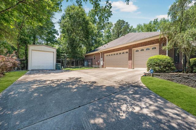 903 Inwood Drive, Huntsville, TX 77340