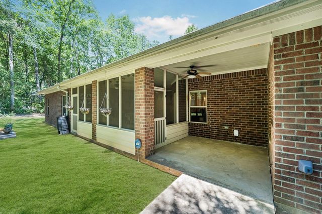 903 Inwood Drive, Huntsville, TX 77340
