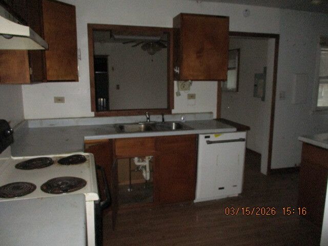 2716 Gideon Avenue, Zion, IL 60099