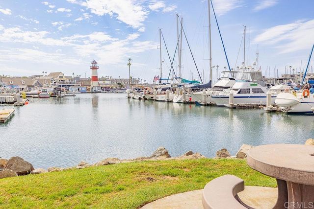1202 N PACIFIC Street 402A, Oceanside, CA 92054