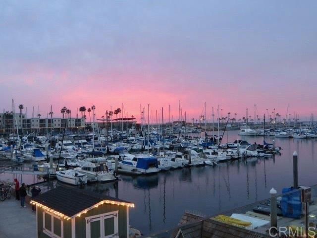 1202 N PACIFIC Street 402A, Oceanside, CA 92054