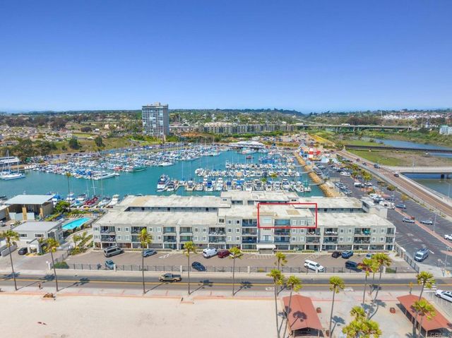 1202 N PACIFIC Street 402A, Oceanside, CA 92054