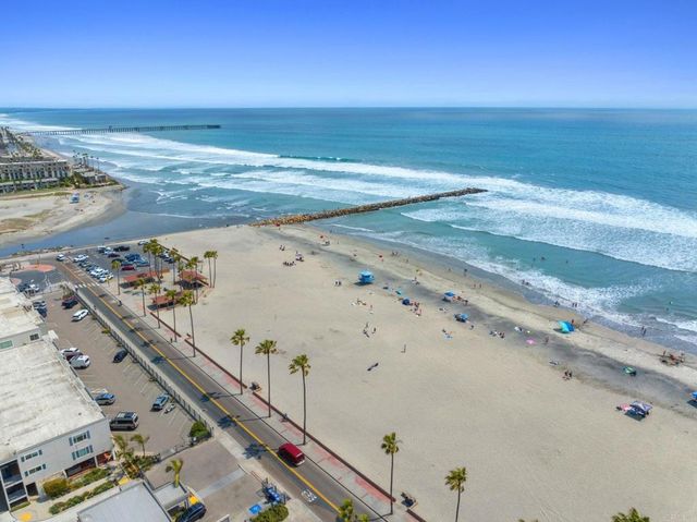 1202 N PACIFIC Street 402A, Oceanside, CA 92054