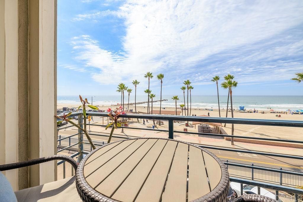Image 21 of property listing at 1202 N PACIFIC Street 402A, Oceanside, CA 92054