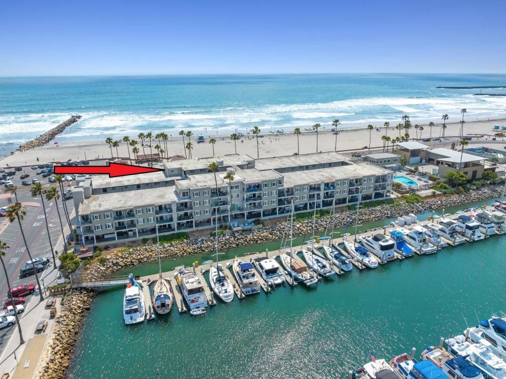 Image 49 of property listing at 1202 N PACIFIC Street 402A, Oceanside, CA 92054