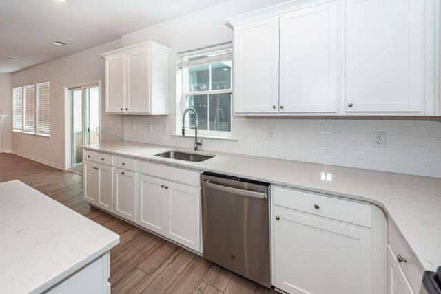 537 Yellow Leaf Lane, Summerville, SC 29486