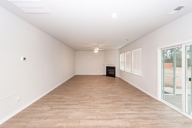 537 Yellow Leaf Lane, Summerville, SC 29486