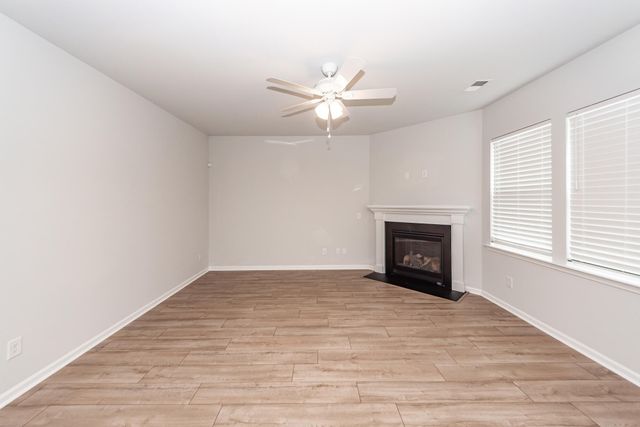 537 Yellow Leaf Lane, Summerville, SC 29486