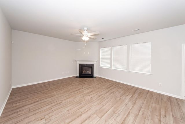 537 Yellow Leaf Lane, Summerville, SC 29486