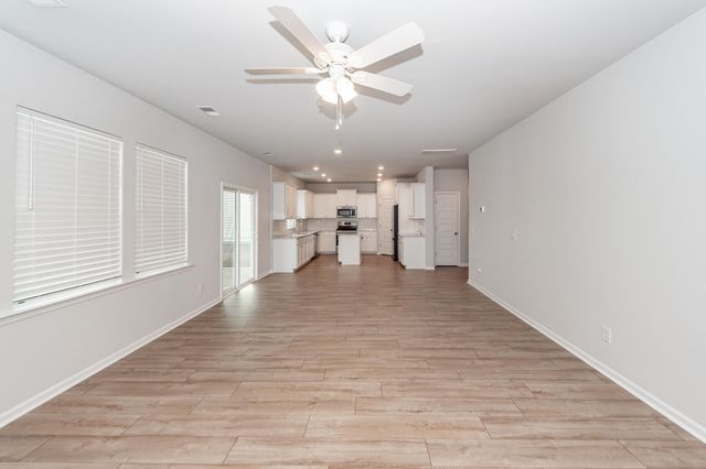 537 Yellow Leaf Lane, Summerville, SC 29486