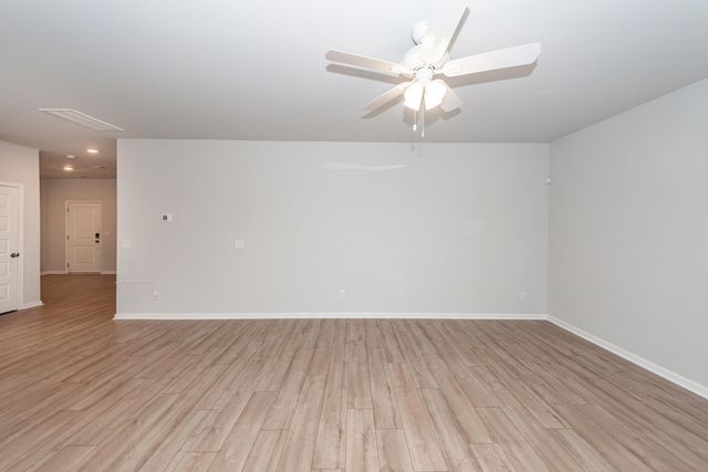 537 Yellow Leaf Lane, Summerville, SC 29486