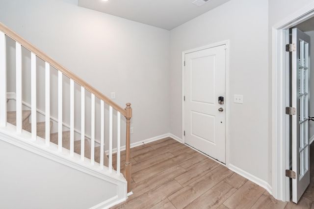 537 Yellow Leaf Lane, Summerville, SC 29486