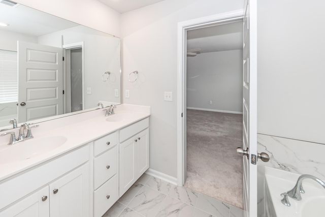 537 Yellow Leaf Lane, Summerville, SC 29486