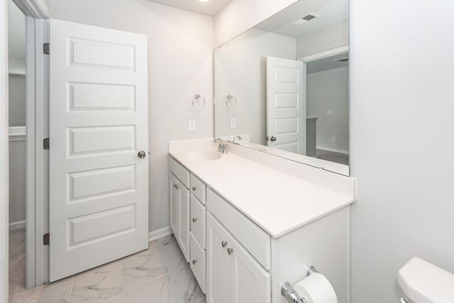 537 Yellow Leaf Lane, Summerville, SC 29486