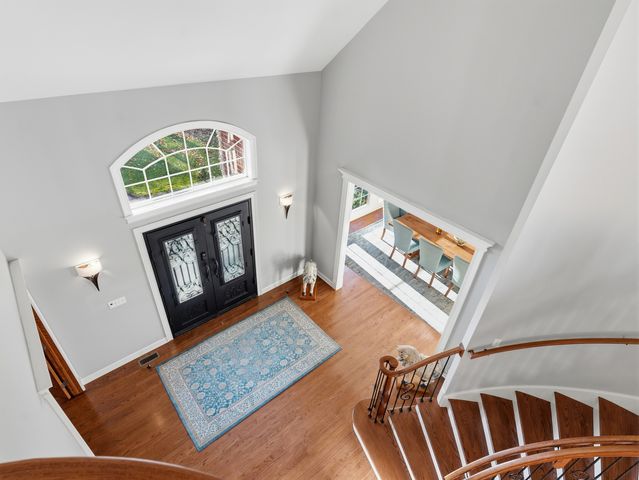 2363 Fawn Lake Circle, Naperville, IL 60564