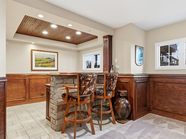 2363 Fawn Lake Circle, Naperville, IL 60564