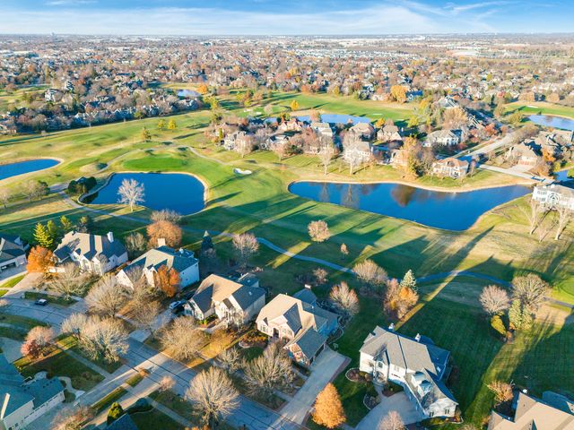 2363 Fawn Lake Circle, Naperville, IL 60564