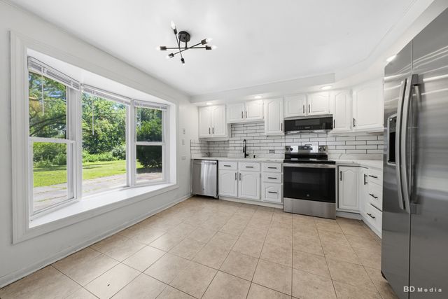 18055 Thomas Lane, Country Club Hills, IL 60478