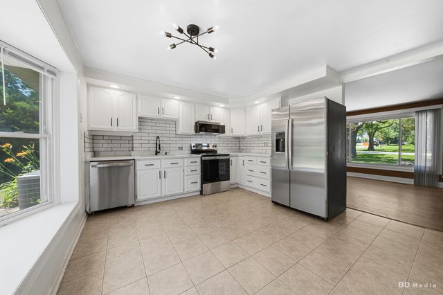 18055 Thomas Lane, Country Club Hills, IL 60478