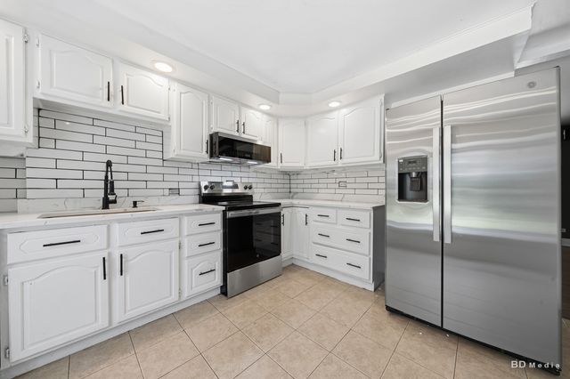18055 Thomas Lane, Country Club Hills, IL 60478