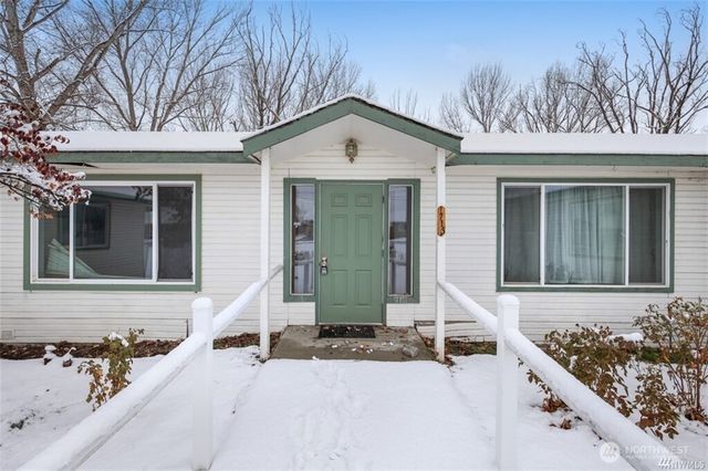 715 Locust Street, Omak, WA 98841