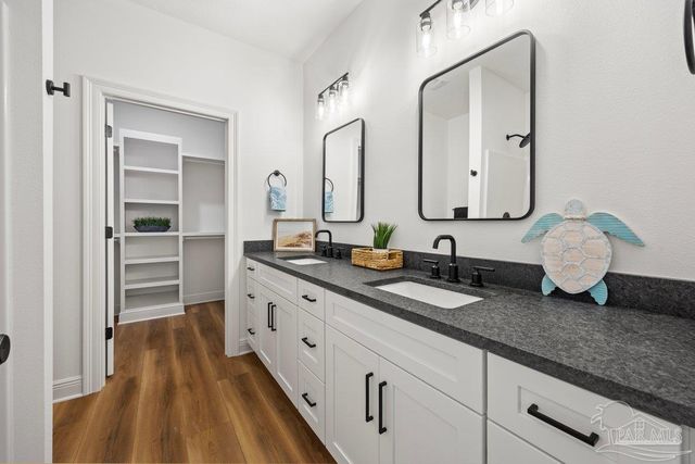 7561 Weaver Dr, Pensacola, FL 32534