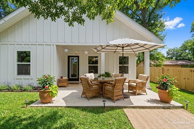 7561 Weaver Dr, Pensacola, FL 32534