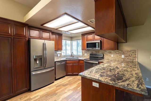 18822 Possum Pass, Valley Center, CA 92082