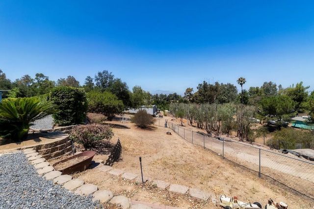 18822 Possum Pass, Valley Center, CA 92082