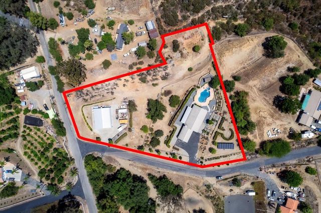 18822 Possum Pass, Valley Center, CA 92082