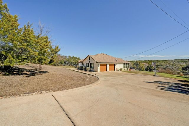 701 W Creek DR, Dripping Springs, TX 78620