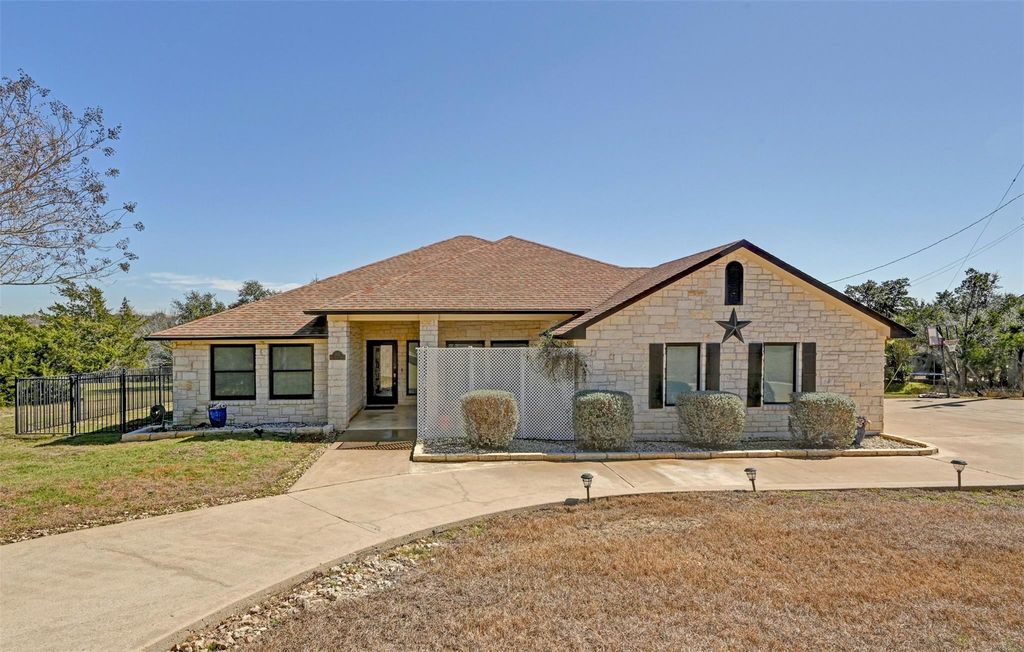 701 W Creek DR, Dripping Springs, TX 78620