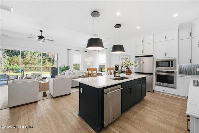 9813 FILAMENT Boulevard, Jacksonville, FL 32256