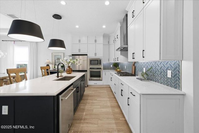 9813 FILAMENT Boulevard, Jacksonville, FL 32256