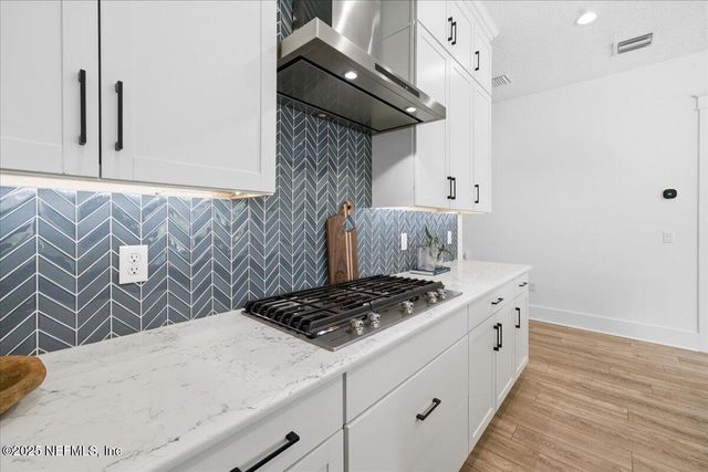 9813 FILAMENT Boulevard, Jacksonville, FL 32256