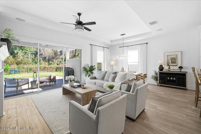 9813 FILAMENT Boulevard, Jacksonville, FL 32256