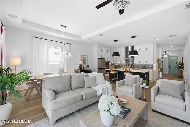 9813 FILAMENT Boulevard, Jacksonville, FL 32256