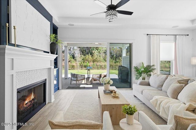 9813 FILAMENT Boulevard, Jacksonville, FL 32256