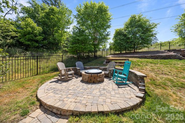 11938 Bradford Park Drive, Davidson, NC 28036