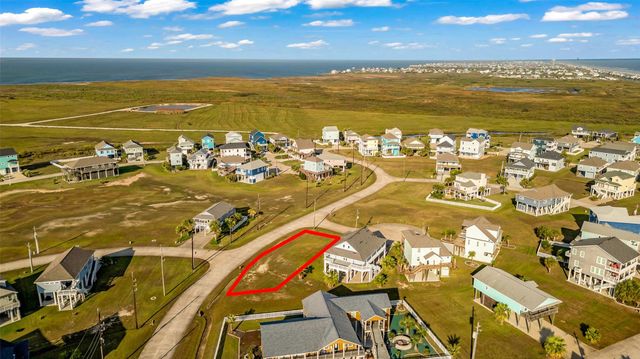 3902 Palmdale, Galveston, TX 77554