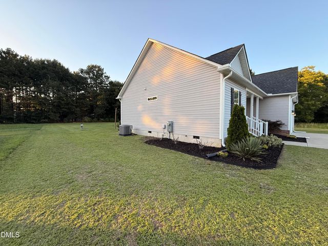79 Morrison Drive, Dunn, NC 28334