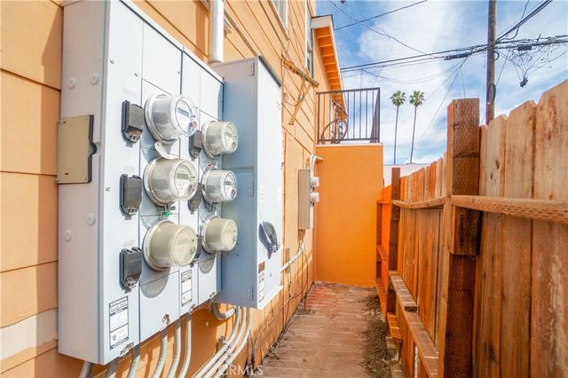 426 E 17th, Long Beach, CA 90813