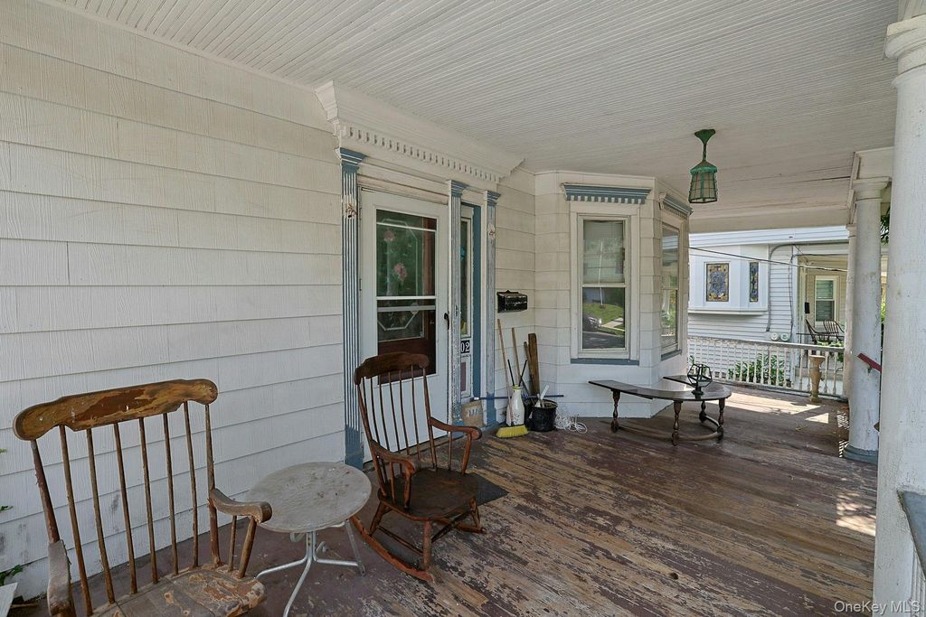 202 Woodland Avenue, New Rochelle, NY 10805 — photo 3