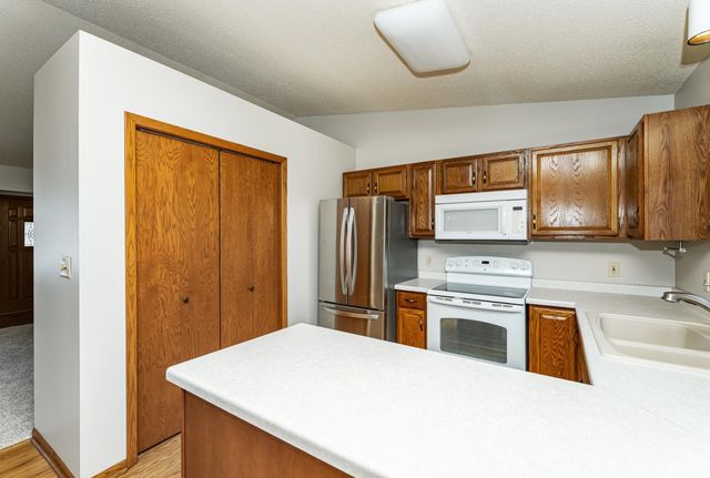 2609 20th Avenue SE, Rochester, MN 55904