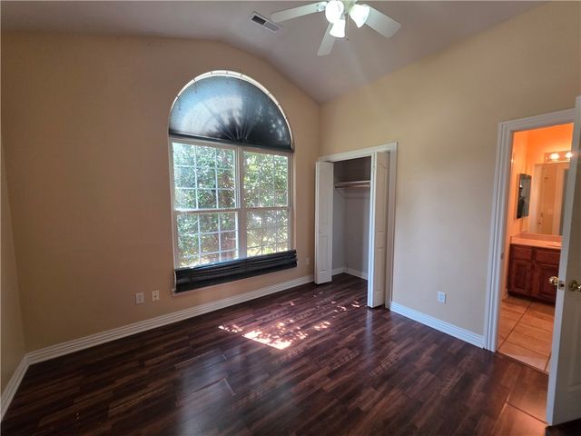 302 Cross Creek Drive, Bentonville, AR 72712