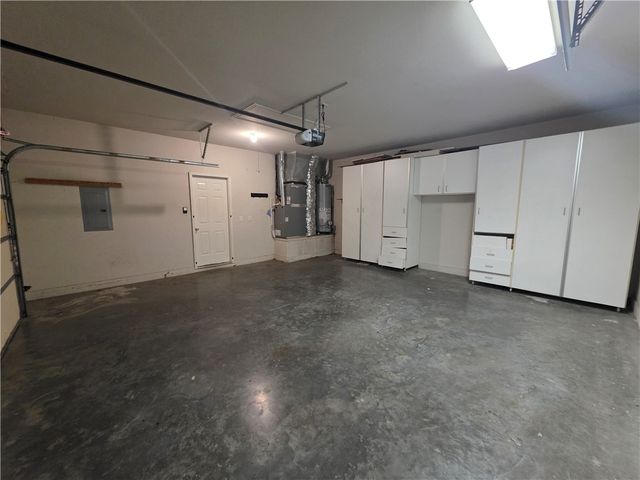 302 Cross Creek Drive, Bentonville, AR 72712