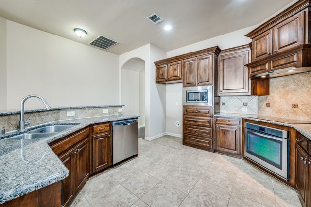 905 Cougar Drive, Allen, TX 75013