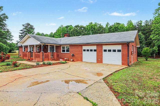 105 Fox Fire Run, Gastonia, NC 28052