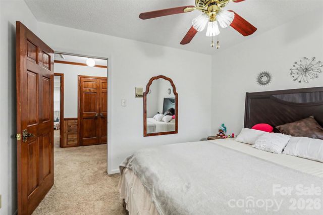 105 Fox Fire Run, Gastonia, NC 28052